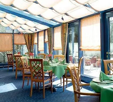 Hotel Nh 4*